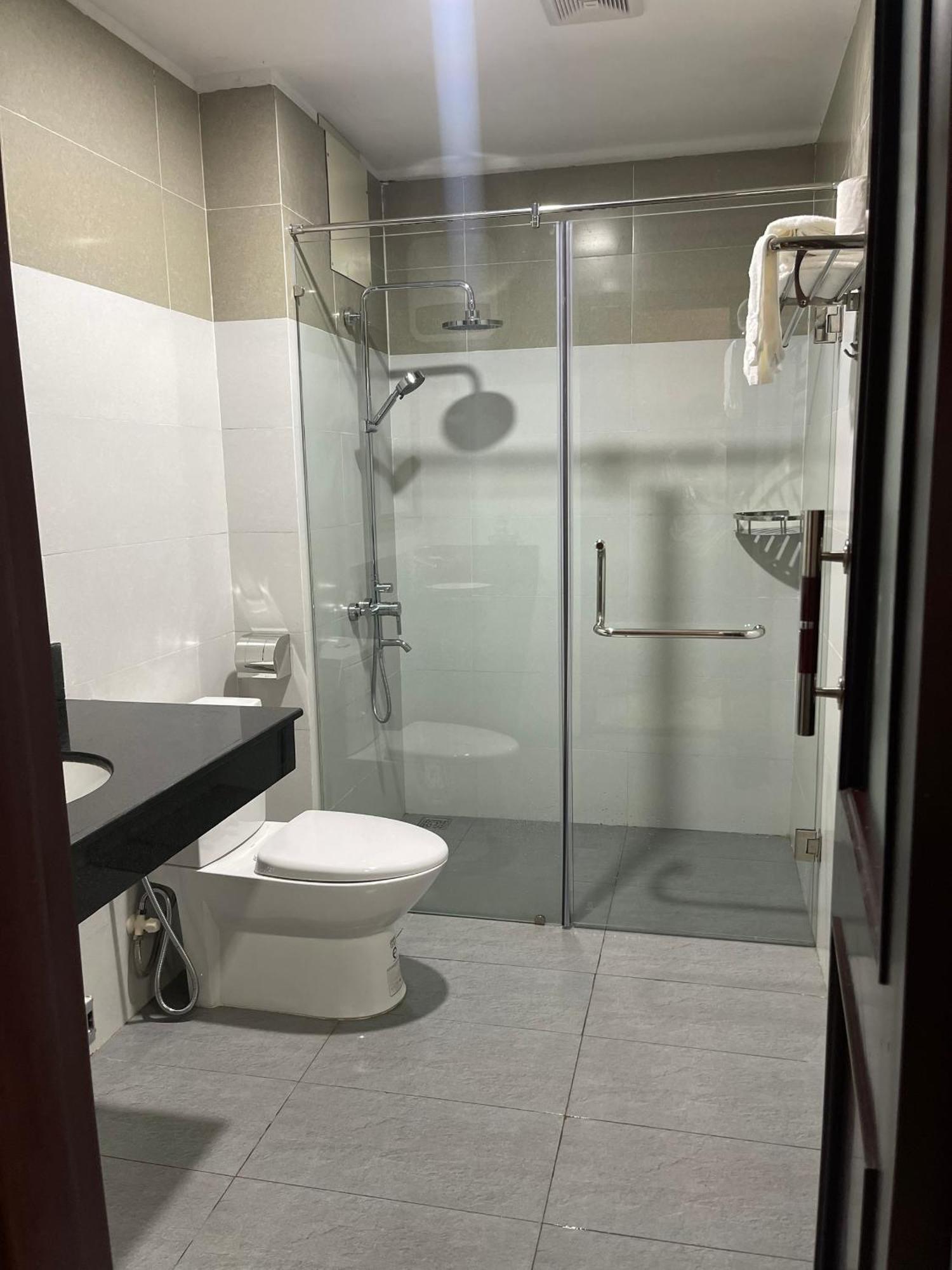 Khach San Hoa Binh Quang Tri Hotel Dong Ha Ngoại thất bức ảnh